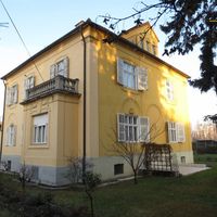 Villa in the big city in Slovenia, Maribor, 391 sq.m.