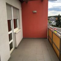 Flat in the suburbs in Slovenia, Maribor, 95 sq.m.
