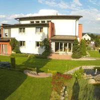 Другая коммерческая недвижимость в большом городе в Словении, Марибор, 722 кв.м.