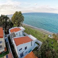 Villa at the seaside in Greece, 195 sq.m.