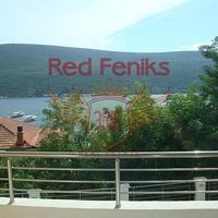 Flat in Montenegro, Tivat, Radovici, 90 sq.m.