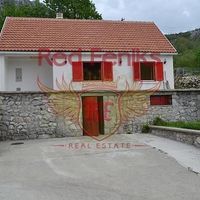 House in Montenegro, Cetinje, 120 sq.m.