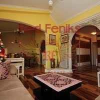 Квартира в Черногории, Бар, 124 кв.м.