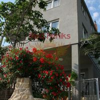 Дом в Черногории, Бар, Добра Вода, 260 кв.м.