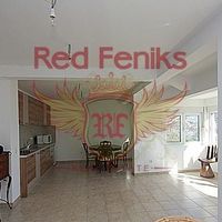 Flat in Montenegro, Budva, 105 sq.m.