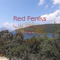 Land plot in Montenegro, Tivat, Radovici