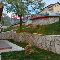 Квартира в Черногории, Бар, 132 кв.м.