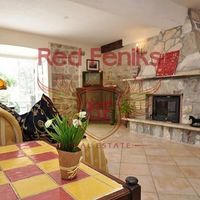 Дом в Черногории, Котор, 179 кв.м.