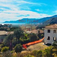 Villa in Italy, Bordighera, 380 sq.m.