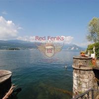 Villa in Italy, Tronzano Lago Maggiore, 450 sq.m.