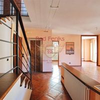 Апартаменты в Италии, Тронцано-Лаго-Маджоре, 160 кв.м.