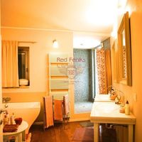 Apartment in Italy, Tronzano Lago Maggiore, 170 sq.m.