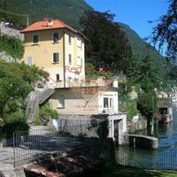 Villa in Italy, Como, 320 sq.m.