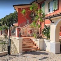 Villa in Italy, Bordighera, 320 sq.m.