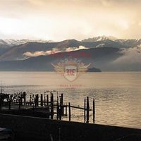 Апартаменты в Италии, Тронцано-Лаго-Маджоре, 200 кв.м.