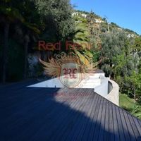 Villa in Italy, Bordighera, 400 sq.m.