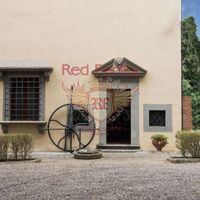 Other commercial property in Italy, Abruzzo, 2200 sq.m.