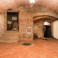 Other commercial property in Italy, Abruzzo, 2200 sq.m.