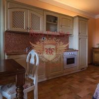 Other commercial property in Italy, Abruzzo, 608 sq.m.