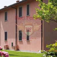 Other commercial property in Italy, Abruzzo, 250 sq.m.