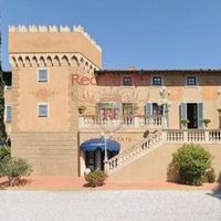 Другая коммерческая недвижимость в Италии, Пиза, 84000 кв.м.