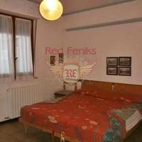 Apartment in Italy, Abruzzo, 215 sq.m.