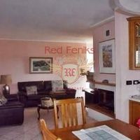 Apartment in Italy, Abruzzo, 233 sq.m.