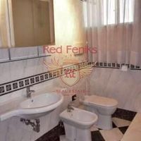 Apartment in Italy, Abruzzo, 233 sq.m.