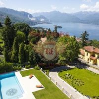 Villa in Italy, Tronzano Lago Maggiore, 450 sq.m.