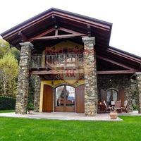 Вилла в Италии, Тронцано-Лаго-Маджоре