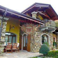 Вилла в Италии, Тронцано-Лаго-Маджоре