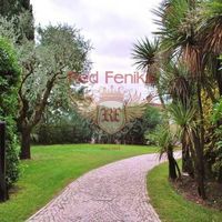 Villa in Italy, Garda, 350 sq.m.