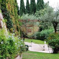 Villa in Italy, Garda, 350 sq.m.
