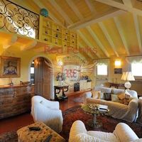 Apartment in Italy, Garda, 140 sq.m.