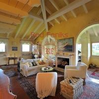 Apartment in Italy, Garda, 140 sq.m.