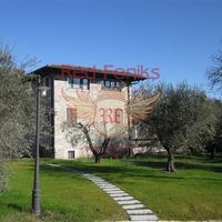 Villa in Italy, Garda, 770 sq.m.