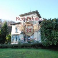 Апартаменты в Италии, Тронцано-Лаго-Маджоре, 480 кв.м.