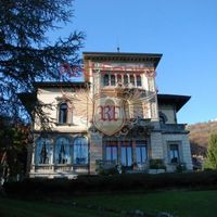 Апартаменты в Италии, Тронцано-Лаго-Маджоре, 480 кв.м.
