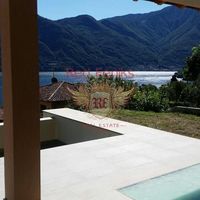 Villa in Italy, Como, 300 sq.m.