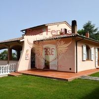 Villa in Italy, Livorno, 300 sq.m.