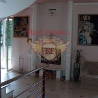 Apartment in Italy, Tronzano Lago Maggiore, 130 sq.m.