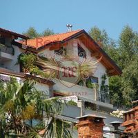 Apartment in Italy, Tronzano Lago Maggiore, 100 sq.m.