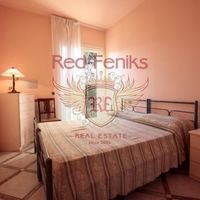 Apartment in Italy, Abruzzo, 120 sq.m.