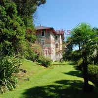 Апартаменты в Италии, Тронцано-Лаго-Маджоре, 113 кв.м.