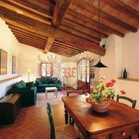 Другая коммерческая недвижимость в Италии, Пиза, 500 кв.м.