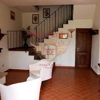 Другая коммерческая недвижимость в Италии, Пиза, 320 кв.м.