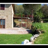 Другая коммерческая недвижимость в Италии, Пиза, 320 кв.м.