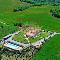 Другая коммерческая недвижимость в Италии, Пиза, 500 кв.м.