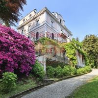 Apartment in Italy, Tronzano Lago Maggiore, 93 sq.m.