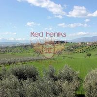 Villa in Italy, Abruzzo, 390 sq.m.